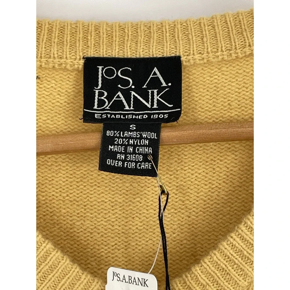 NWT Jos A Banks Mens Small‎ Lambs Wool Sweater Gold V-Neck $99